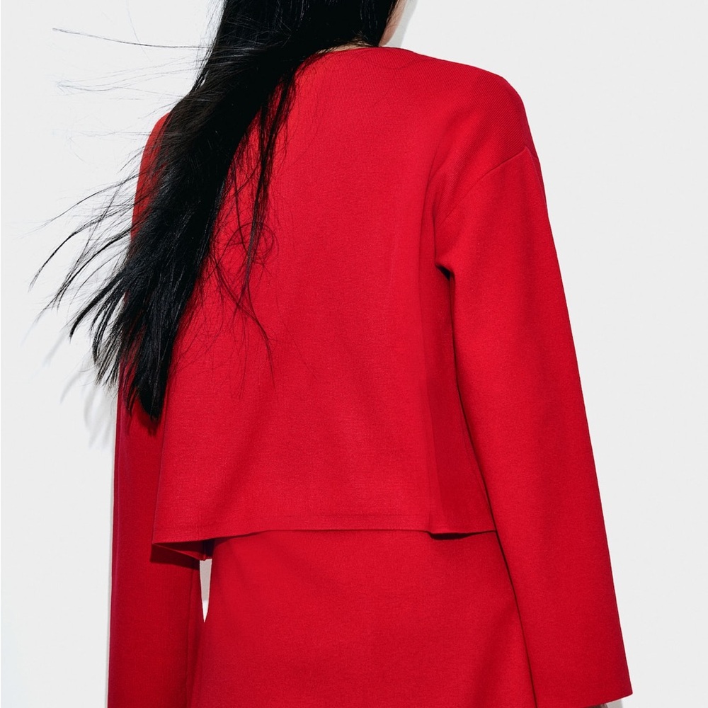 Elegant Red Women's Jacket - Picture 4 of 7
